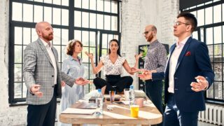 Techniki mindfulness dla liderów i menedżerów