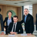 Jak szkolenia z komunikacji pomagają budować profesjonalny wizerunek firmy?